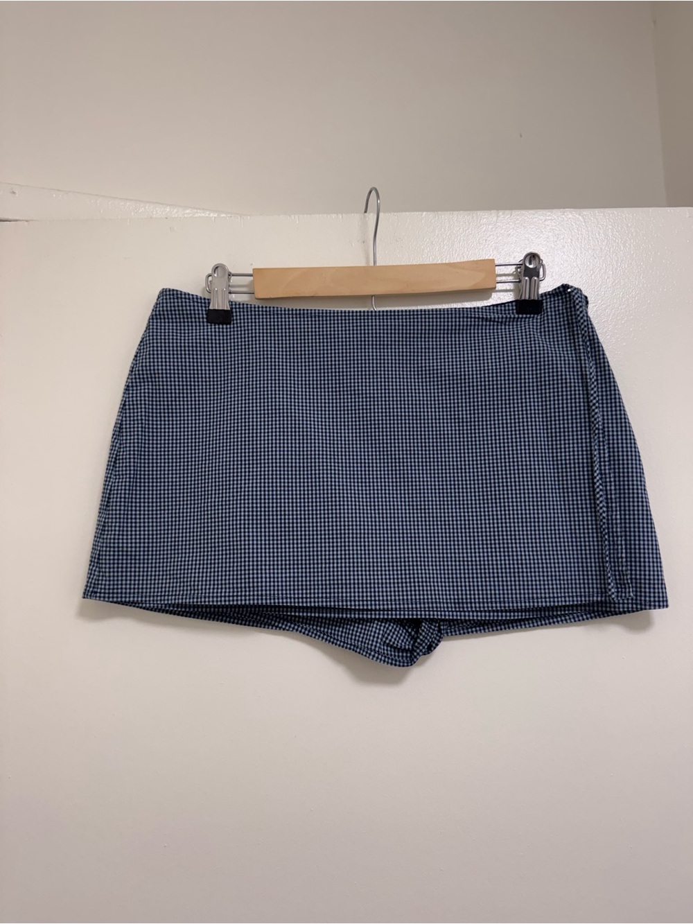 Aritzia Sunday Best Smitten Skort Women’s Navy Blue Gingham Skort